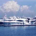 Azimut(アジムット)のヨット・クルーザーがみれるスポット 横浜ベイサイド マリーナ